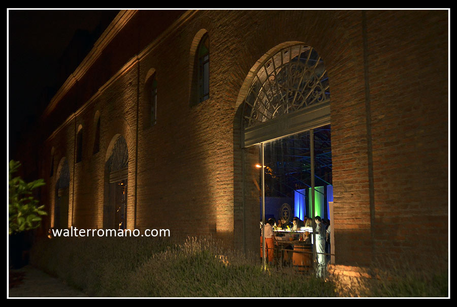 bodega-toneles-fiestas-salon-fotografia-mendoza-banco-patagonia-1 Banco-patagonia-bodega-toneles-Mendoza-fiestas-salón-fotografías