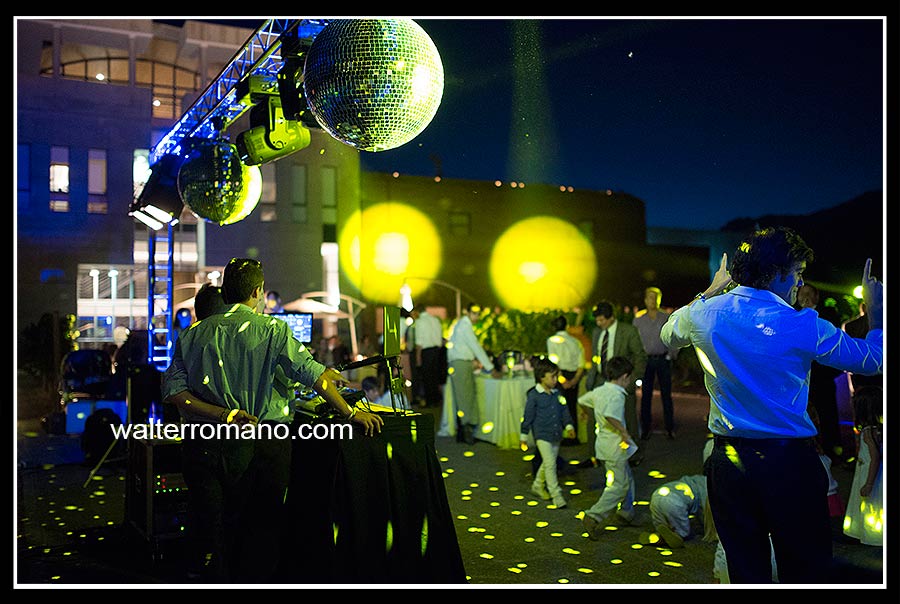 boda-de-destino-bride-mendoza-tunuyan-argentina-fincas-wedding-fotografias-espectaculares-destination wedding-engagement session- Fabulous Weddings-fotografía-fotografia de autor-fotografia documental de casamiento-fotoperiodismo-fotoperiodismo de boda-fotorreportaje-gay-photography-sesión de compromiso-sesion de novios-wedding-wedding-photojournalism