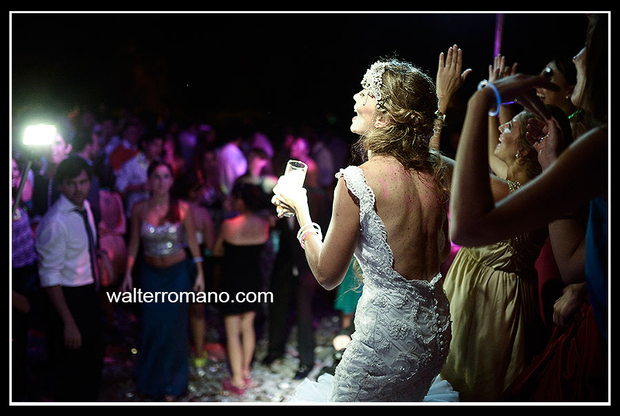 el-casco-wedding-evento-wedding-planners-planners-salon-guaymallen-iglesia-maria-auxiliadora-rodeo-medio-globos-fiesta-exclusivo-mejor-fotografo-bodas-destino-6 el casco-fotos-autoriales-osadas-grandes eventos-guaymallen-maria-auxiliadora-ceremonia-religiosa-fotografia-moderna-actual-photography-mendocino-naturales-casamiento-boda