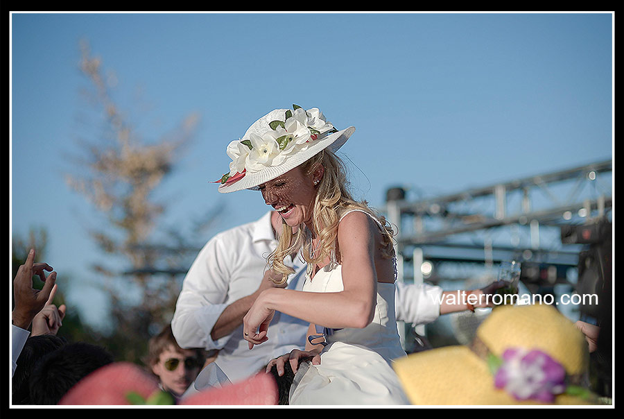 4-casa-vinicola-grimberg-conalbi-wedding-planeers-bride-novia-hermosa-fotografia-mendoza-argentina-boda-destino-maipu-candelaria-fiesta-cotillon-ceremonia-religiosa-8 catering-novias-novios-photography-photographes-mendocinos-categoria-fashion-casa vinicola-grimberg conalvi-alta costura-mendoza-maipu-boda-iglesia-ntra sra de la candelaria-candelaria-eventos-fotografias-bodas-bodas destino-wedding planers-wedding-bride-wedding destination-cotillon-lmake up-maquillage-boda atardecer-fotos de novia-vestidos-franco terranova-Djs