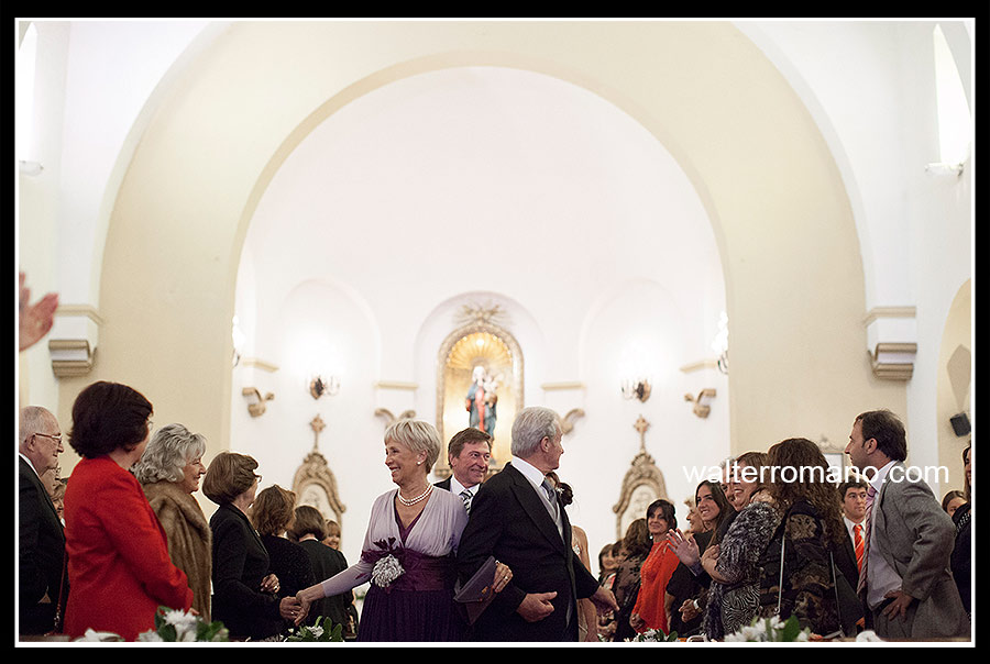 5-casa-vinicola-grimberg-conalbi-wedding-planeers-bride-novia-hermosa-fotografia-mendoza-argentina-boda-destino-maipu-candelaria-fiesta-cotillon-ceremonia-religiosa-7 catering-novias-novios-photography-photographes-mendocinos-categoria-fashion-casa vinicola-grimberg conalvi-alta costura-mendoza-maipu-boda-iglesia-ntra sra de la candelaria-candelaria-eventos-fotografias-bodas-bodas destino-wedding planers-wedding-bride-wedding destination-cotillon-lmake up-maquillage-boda atardecer-fotos de novia-vestidos-franco terranova-Djs