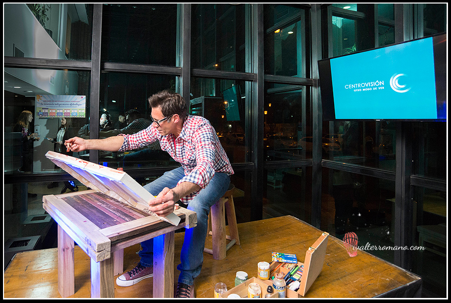 photography arte y vino tuvieron lugar en centrovision deleite para los ojos de sus invitados escultura modelado en arcilla y pintura se dieron cita en centrovision mendoza